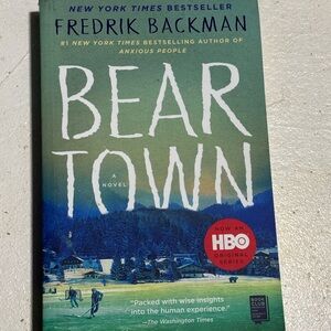 Bear town by Frederik Backman